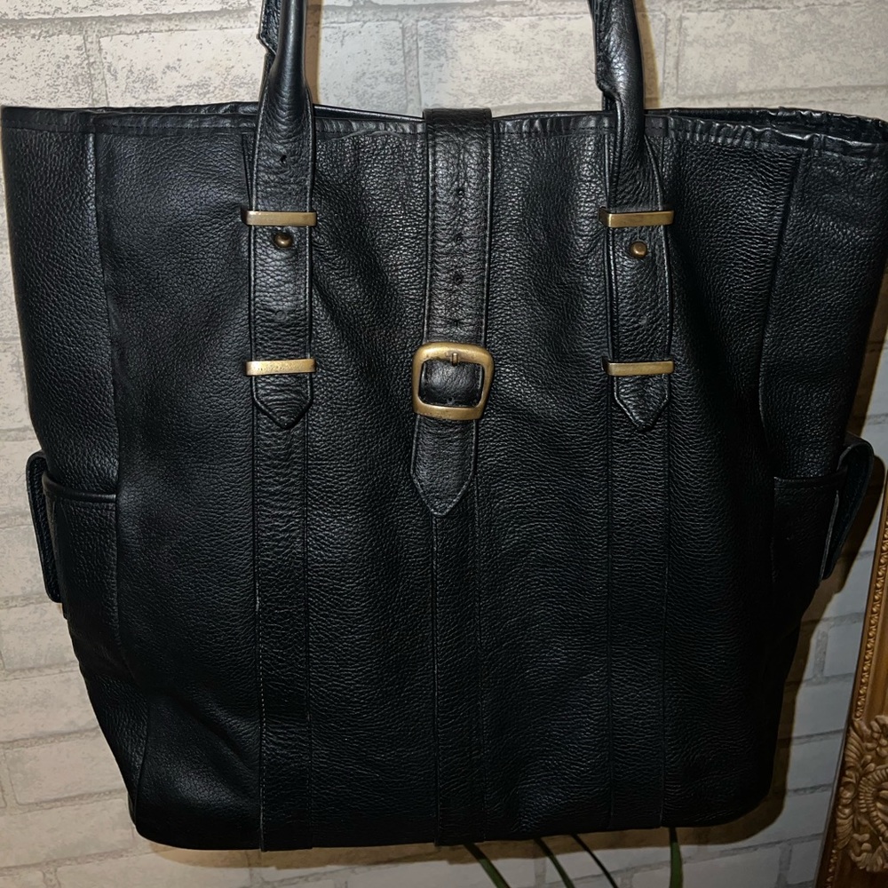 Armani exchange leather tote